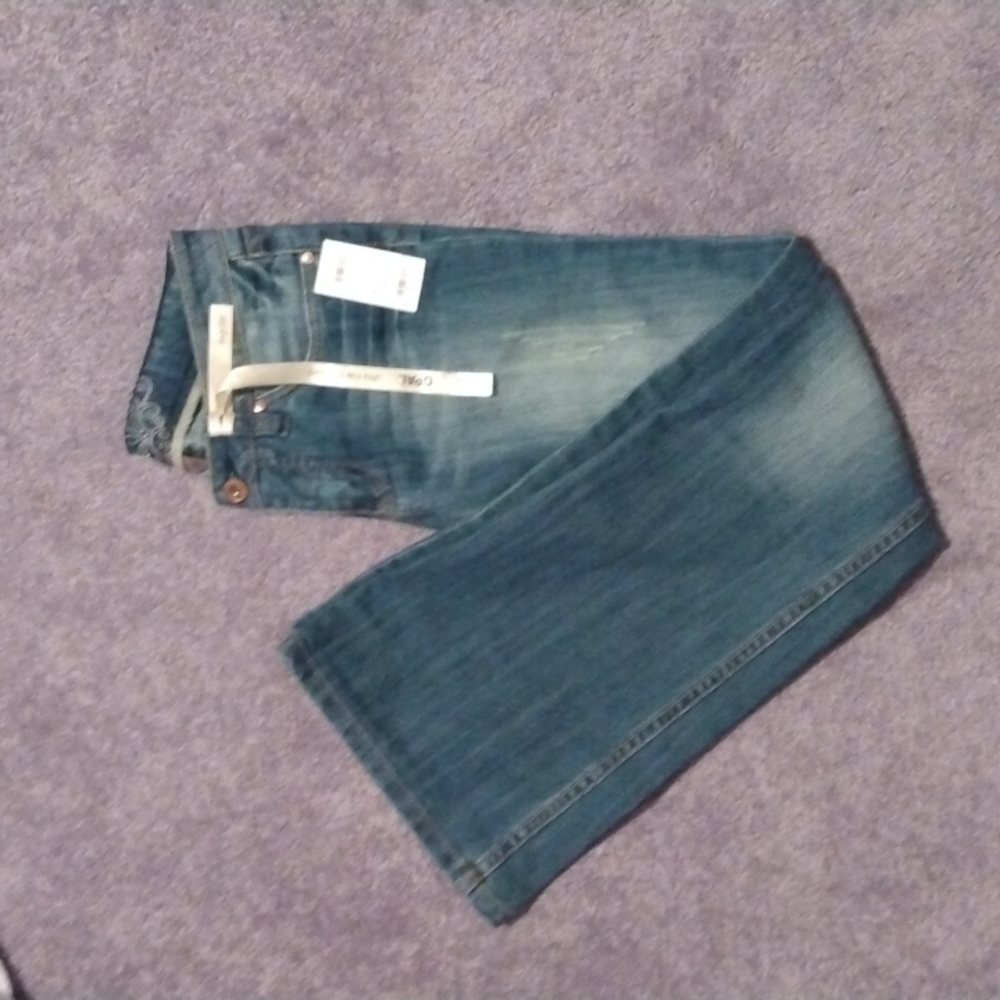 NWT- Refuge jeans / flare!